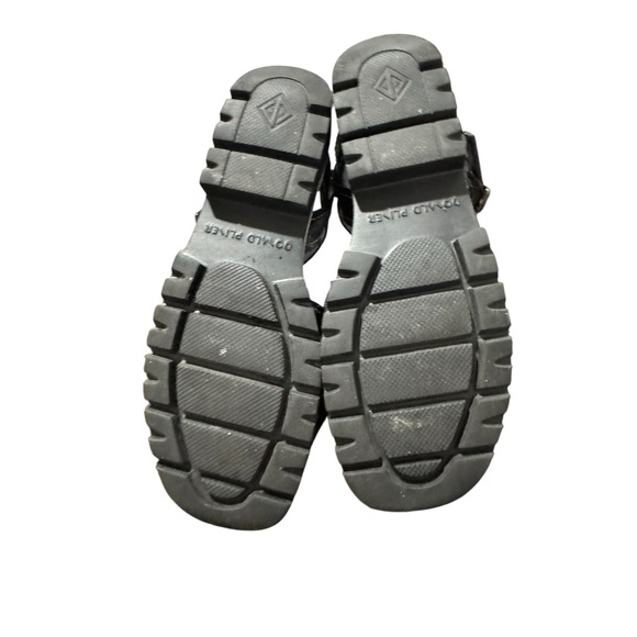 Donald J Pliner Pyper Black Strappy Platform Sandals Size 9 - Picture 5 of 6